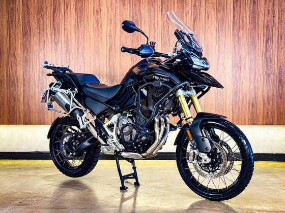 TRIUMPH TIGER 1200 BLACK EDITION TRIUMPH TIGER 1200 BLACK EDITION